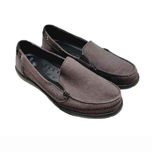 Crocs Women Walu Canvas Loafer Brown Size 7 NWT - Picture 1 of 8